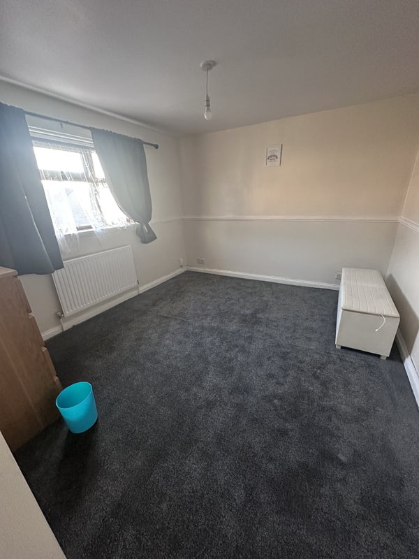 Photo 1: Double room £500