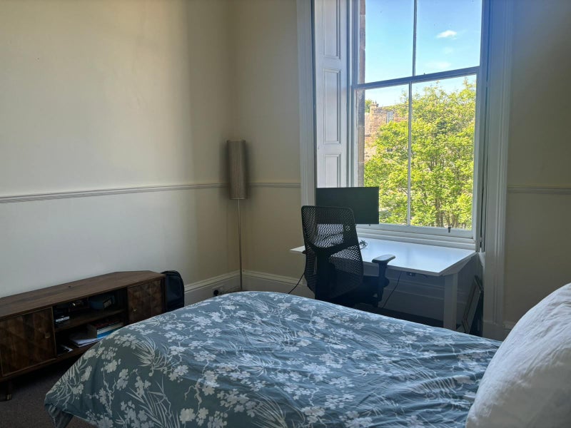 Photo 1: Bedroom View 1