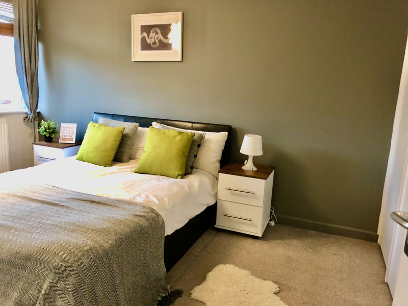 Photo 1: The available room - lovely and spacious with built in wardrobe 