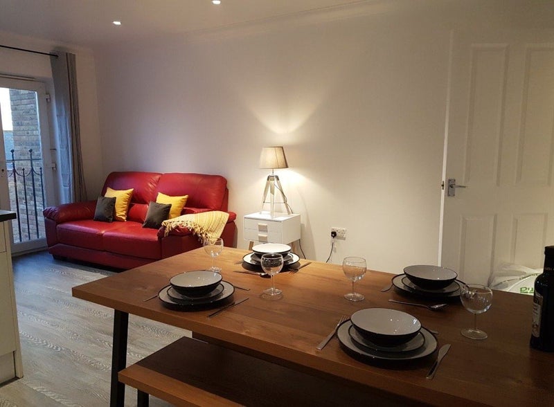 Photo 1: Communal lounge/Kitchen/Diner. 