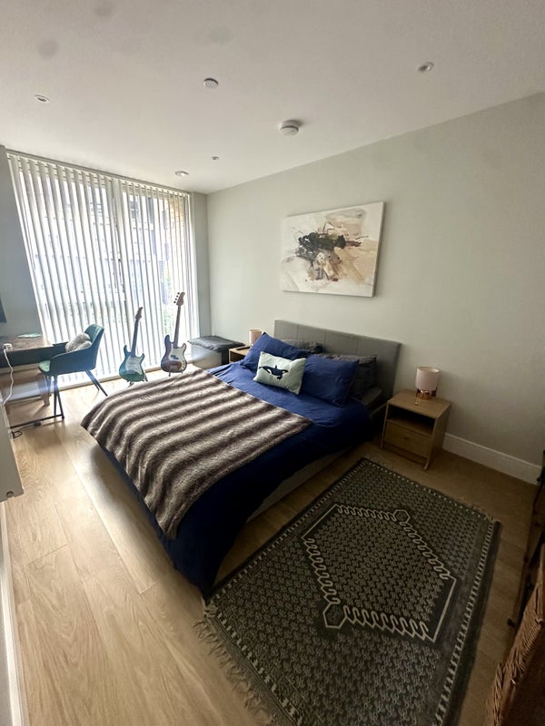 Photo 1: Room (Yours)
