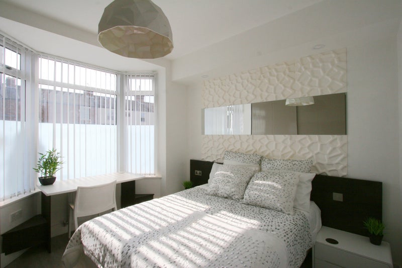 Photo 1: Bedroom 1 (pic A)