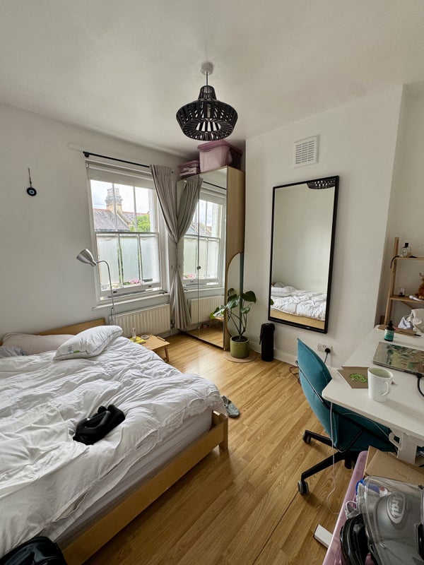 Photo 1: Room (Yours)