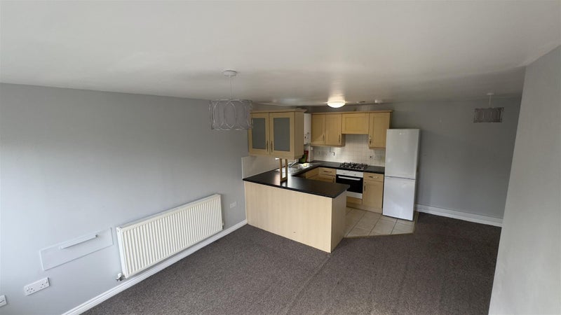 Photo 1: Rainham, Essex