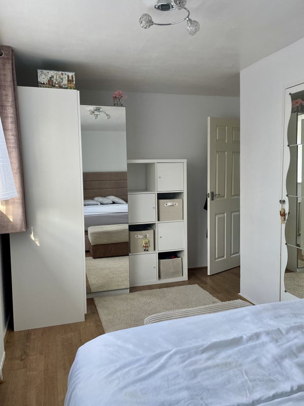 Photo 1: Room (Yours)