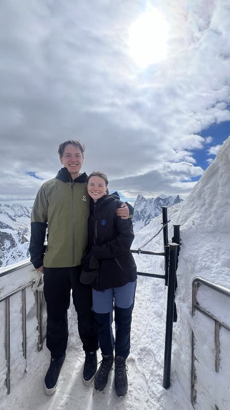 Photo 1: Norwegians on vacation