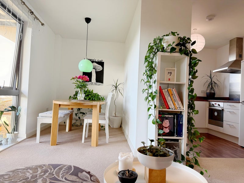 Photo 1: Dining Room