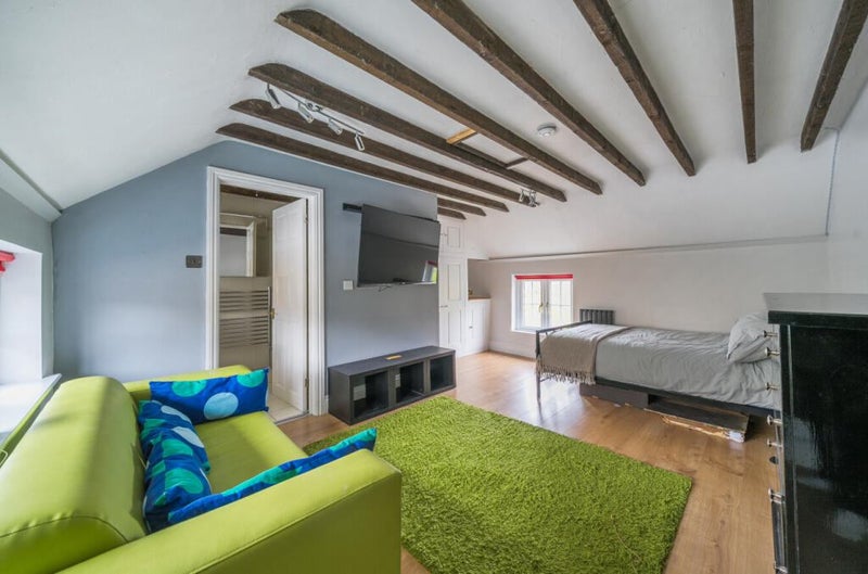 Photo 1: Bedroom you will be renting 