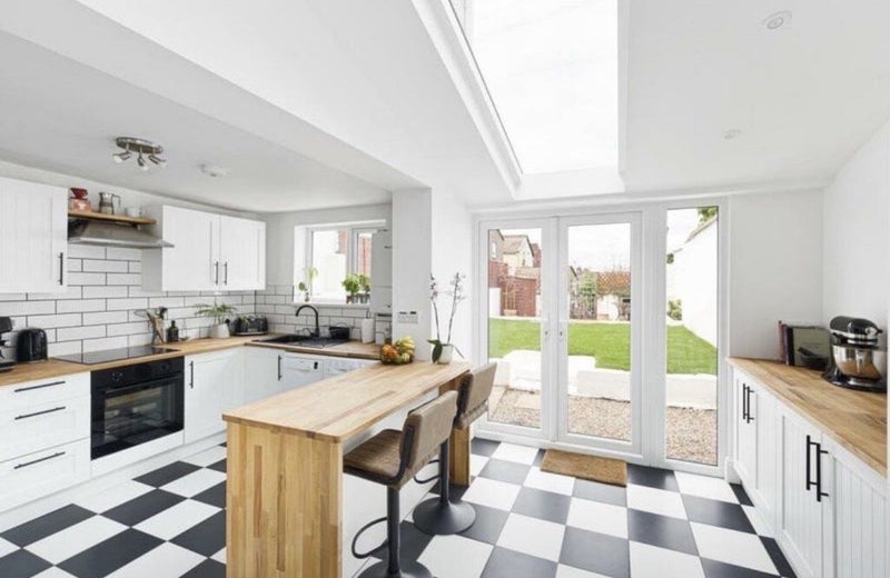 Apartment in Bristol, St George - View 6