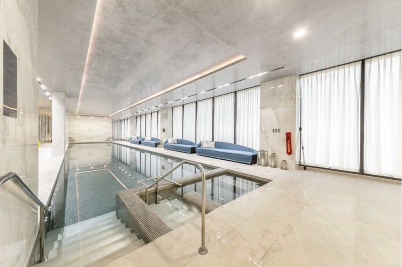 Photo 1: Swimming pool and Sauna Steam room