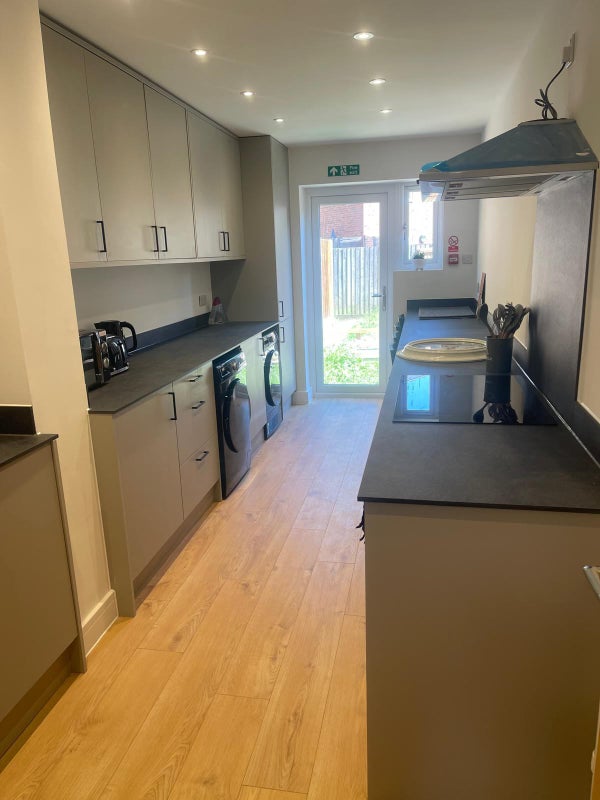 Photo 1: Shared Kitchen