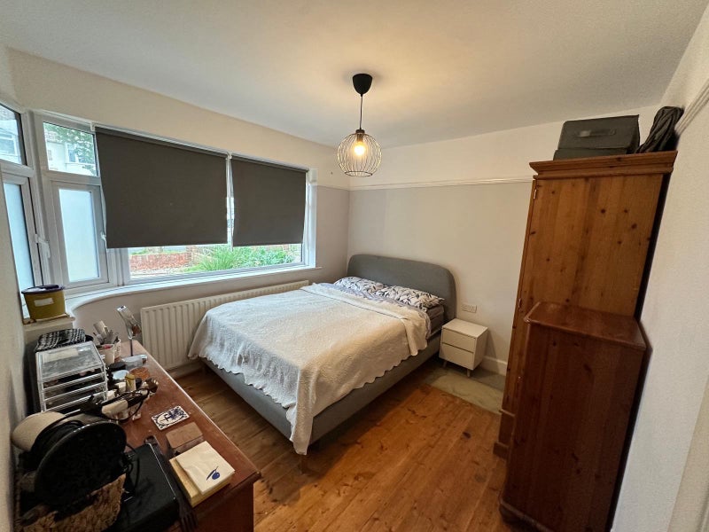 Photo 1: Room (Yours)