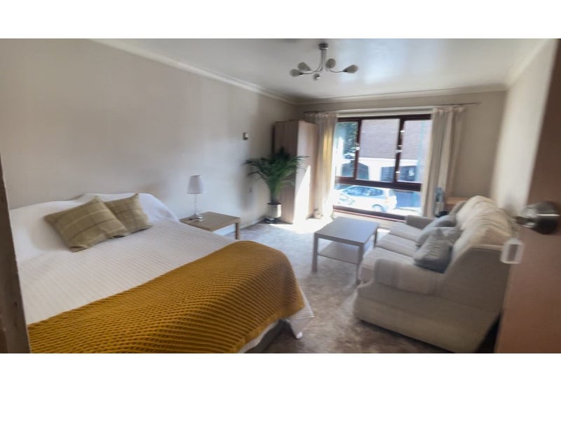 Photo 1: Bed 1 first floor 