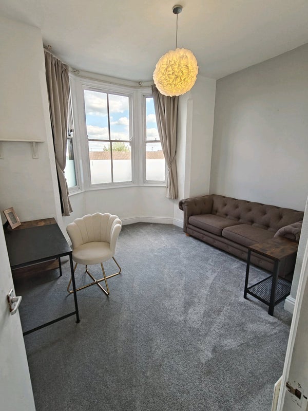 Photo 1: Living room