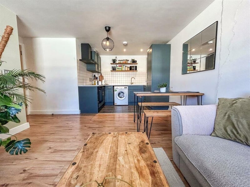 Photo 1: Open Plan Living Room & Kitchen