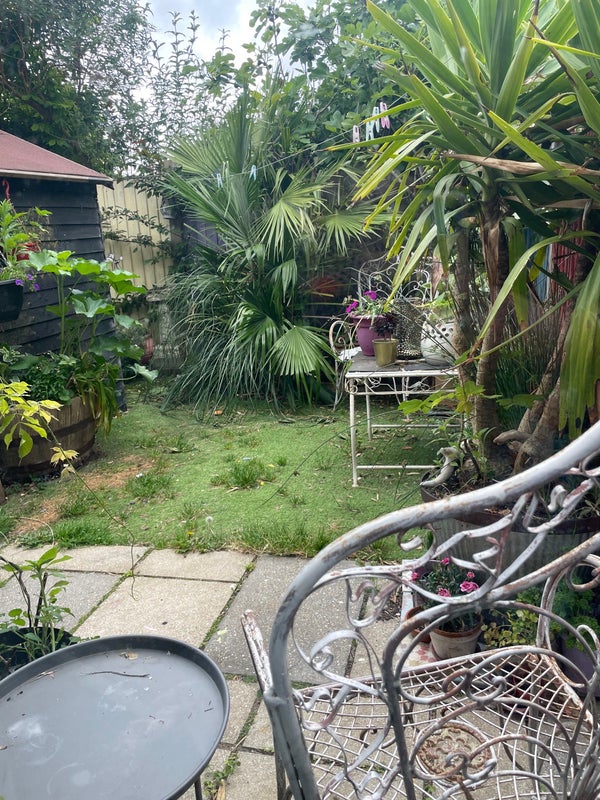 Photo 2: Garden space 