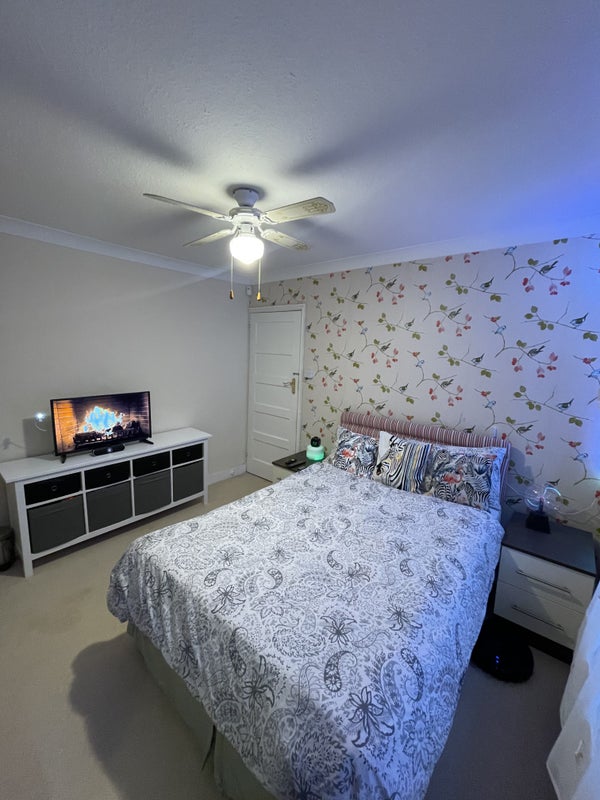 Photo 1: Room (Yours)