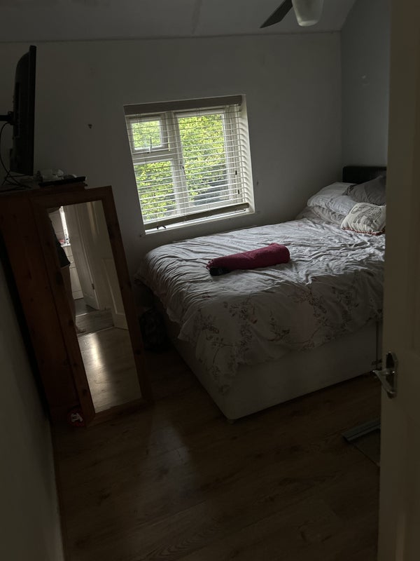 Photo 1: King size bed