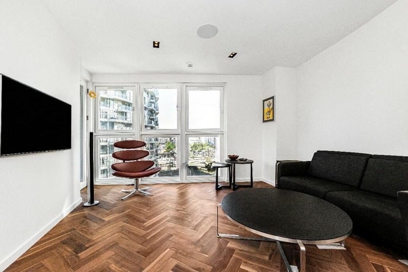 Photo 1: Living Room