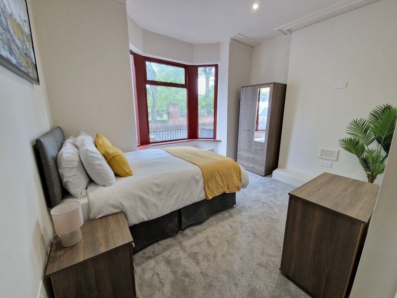 'En-suite Rooms Greenway Road, Runcorn – Bills Incl' Room to Rent from ...