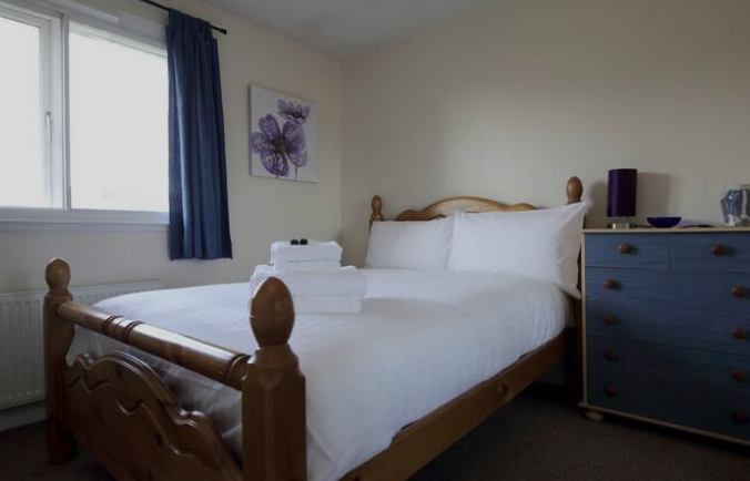 Photo 1: the available room