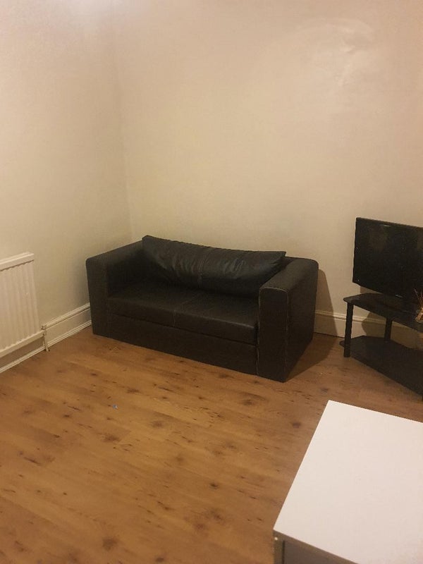 Photo 1: part of the lounge