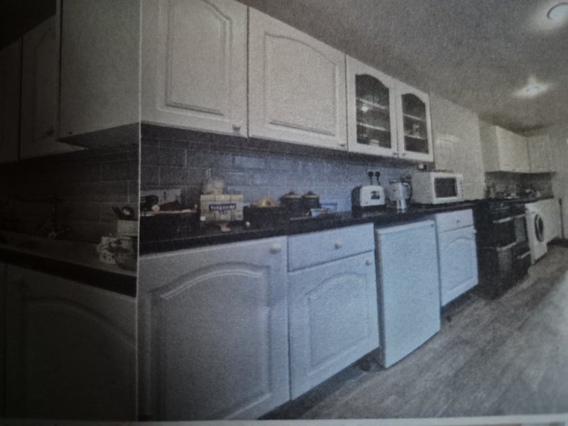 Photo 1: Kitchen