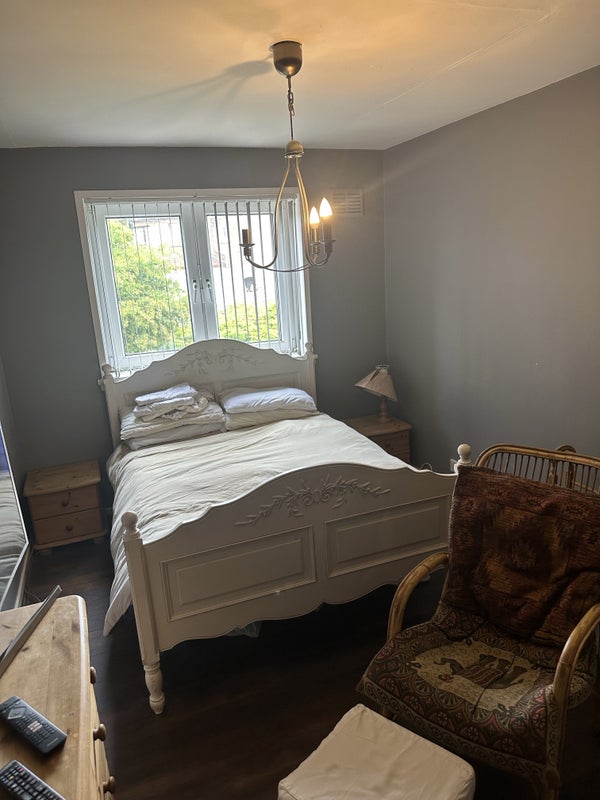 Photo 8: Available room