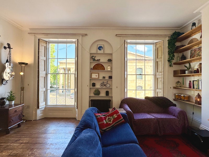 Photo 1: Living room