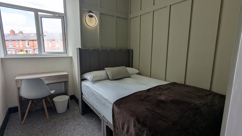 Photo 1: Bedroom 2 - luxury bedrooms for a great night's sleep