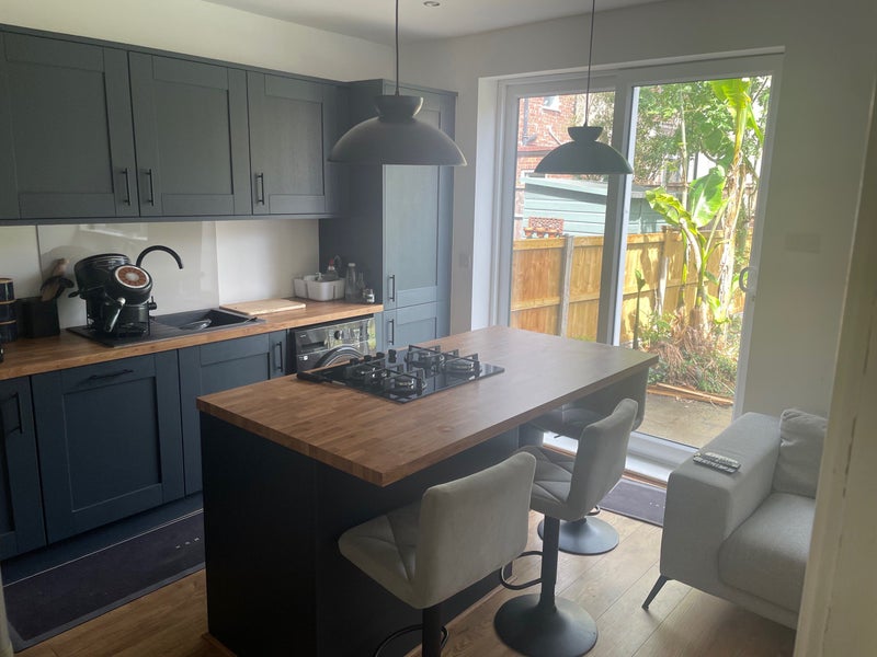 Photo 1: Kitchen/diner