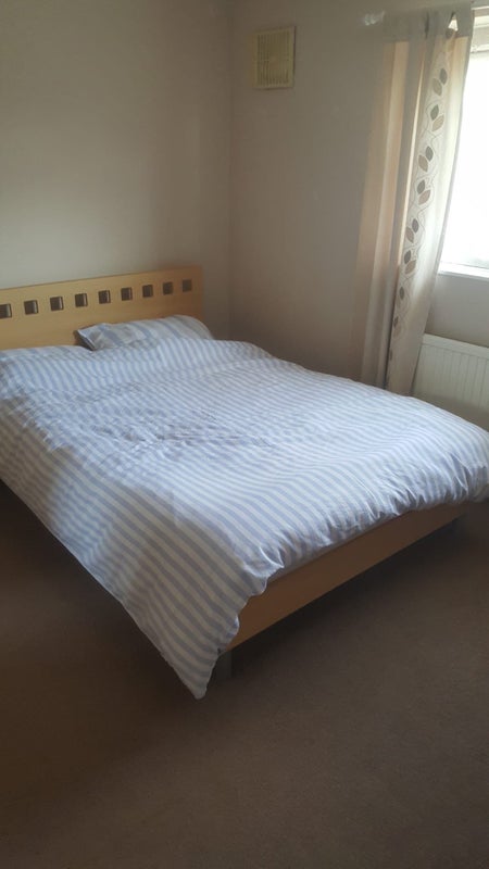 Photo 1: Double Bedroom 