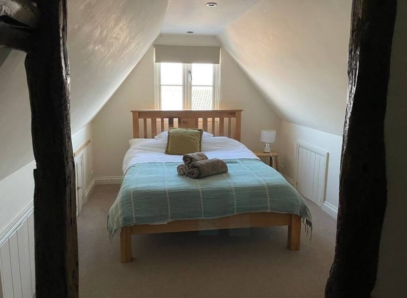 Photo 7: Room (Yours)