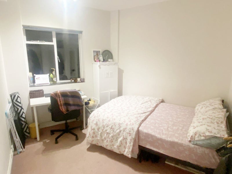 Photo 1: Room 