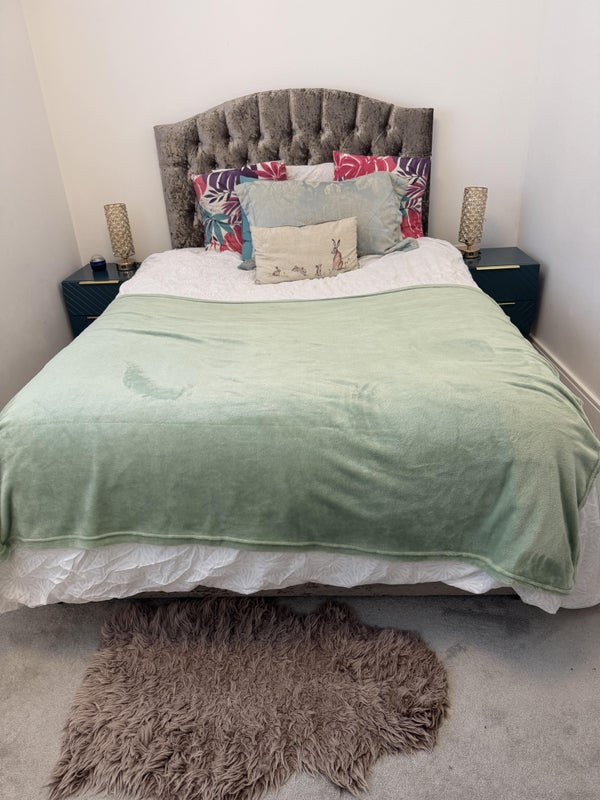 Photo 1: Double room
