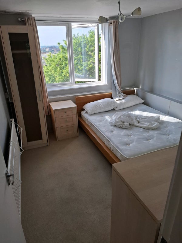 Photo 1: The room