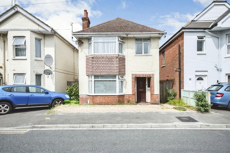 Photo 1: front of house