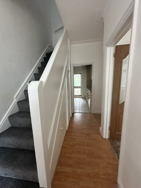 Photo 1: Hallway