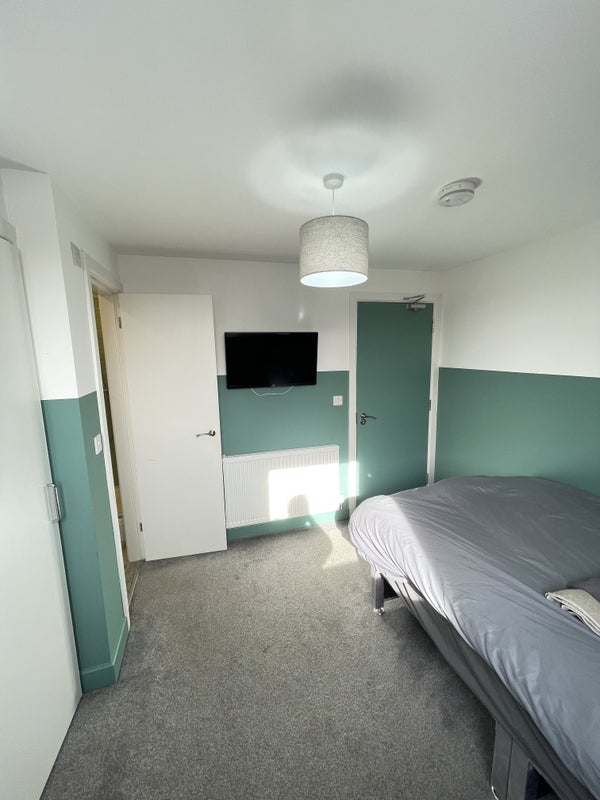 Photo 1: Room 2 - £575/pcm