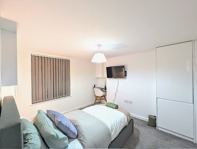 Photo 1: Lower floor Room 2 £425