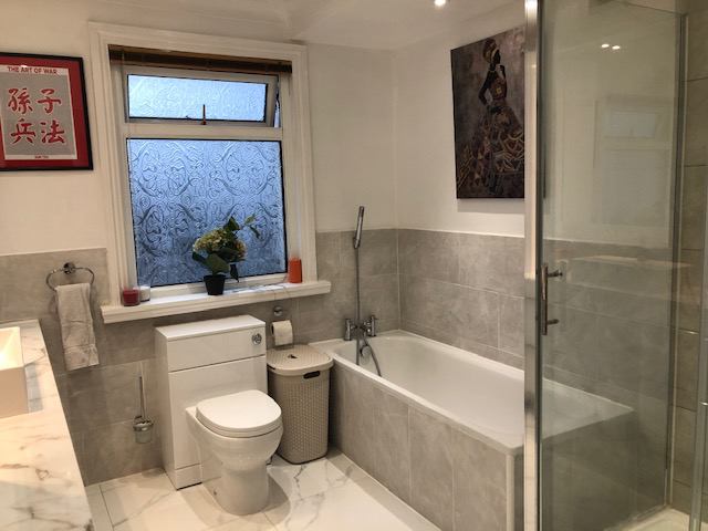 Photo 1: Bathroom