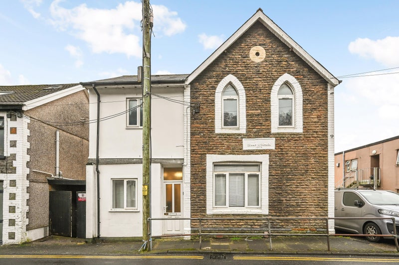 Photo 1: 16 Wood Road Pontypridd