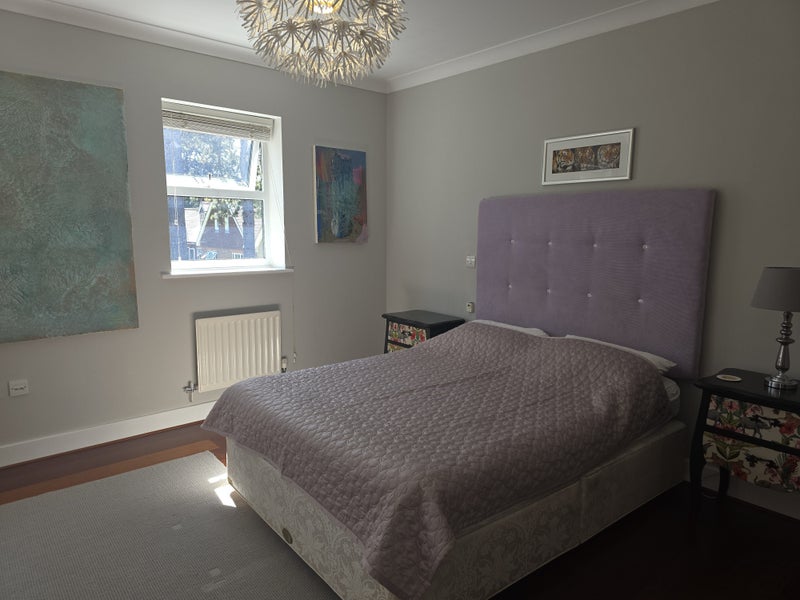 Photo 1: BEDROOM 1