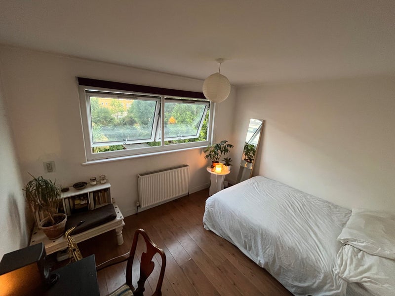 'Sublet Room Brick Lane' Room to Rent from SpareRoom