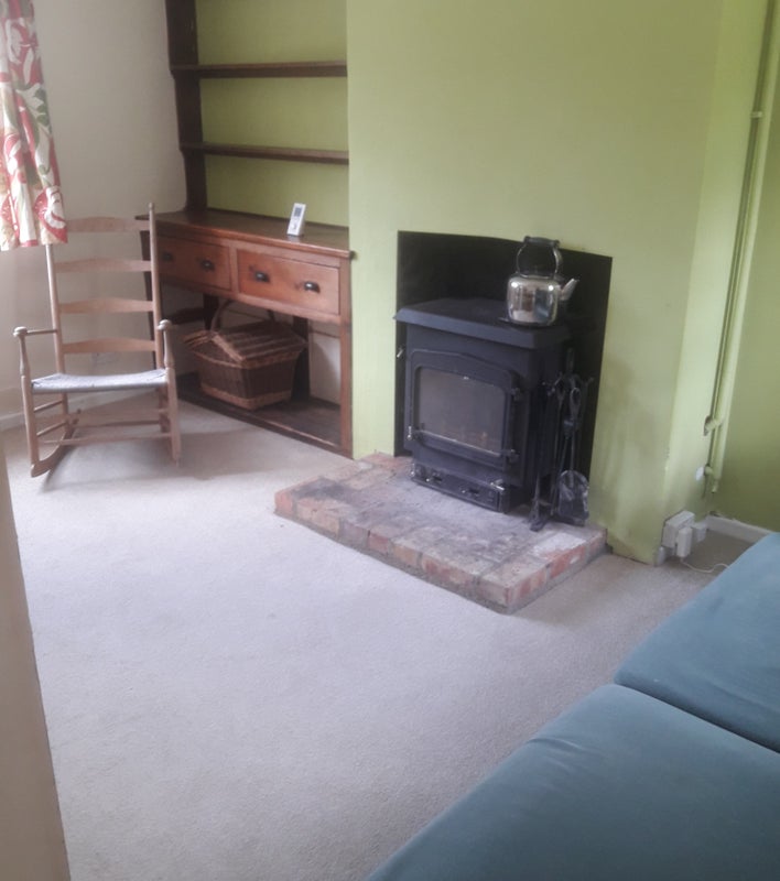 Photo 1: Living room
