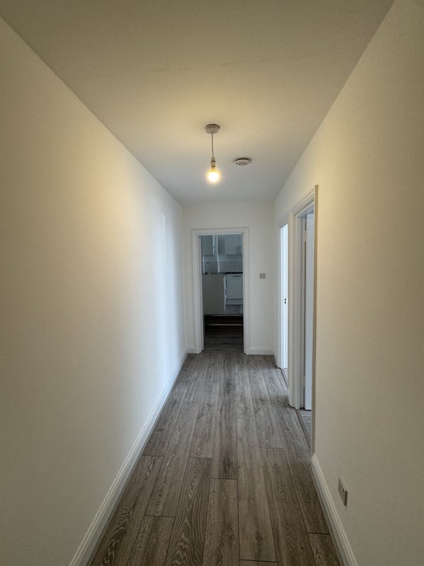 Photo 1: Hall Way