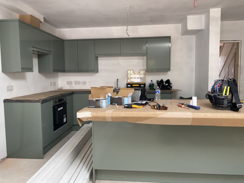 Photo 1: Kitchen