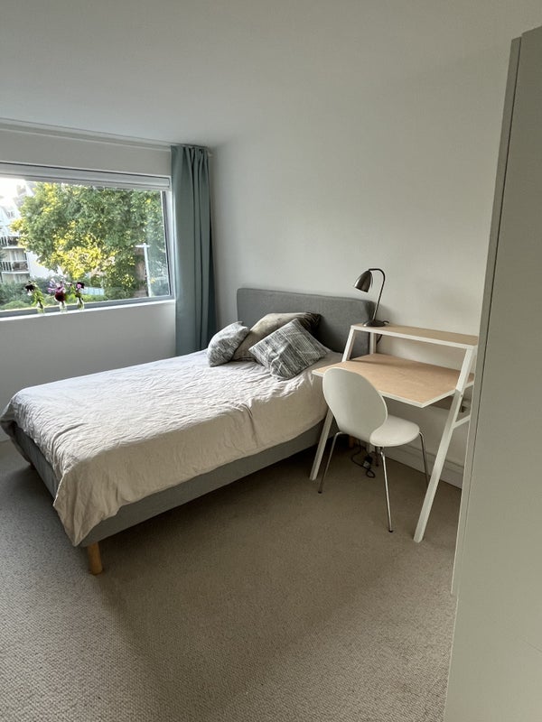 Photo 1: double bed, and desk