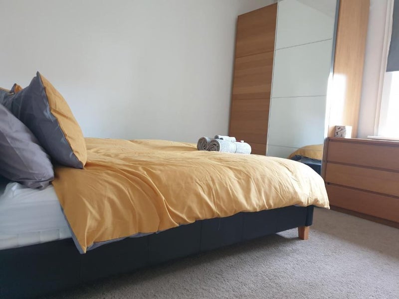 Photo 1: Bedroom