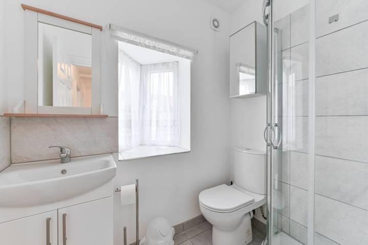 Photo 5: Shower Room